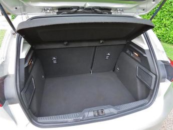 Ford Focus 1.0T EcoBoost Titanium Hatchback 5dr Petrol Auto Euro 6 (s/s) (1