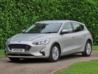 Ford Focus 1.0T EcoBoost Titanium Hatchback 5dr Petrol Auto Euro 6 (s/s) (1