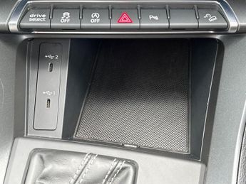 AUDI Q3 35 TFSI Black Edition 5dr S Tronic