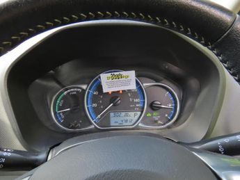 Toyota Yaris 1.5 VVT-h Icon Hatchback 5dr Petrol Hybrid E-CVT Euro 6 (101 ps)