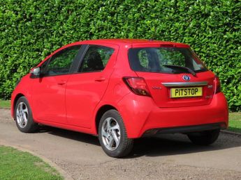 Toyota Yaris 1.5 VVT-h Icon Hatchback 5dr Petrol Hybrid E-CVT Euro 6 (101 ps)