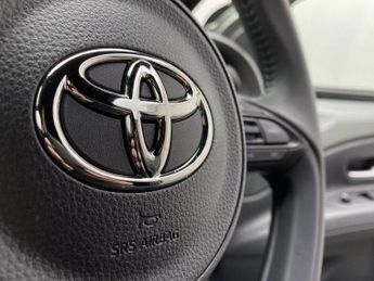 Toyota AYGO X 1.0 VVT-i Edge 5dr Auto