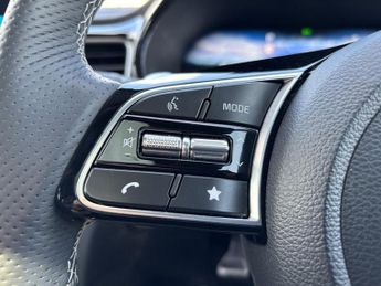 Kia XCeed 1.5 T-GDi DCT GT-LINE S