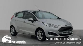 Ford Fiesta 1.6 Zetec Hatchback 5dr Petrol Powershift Euro 5 (105 ps)