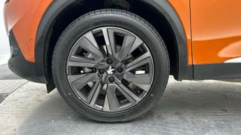 Peugeot E-2008 50kWh GT Premium SUV 5dr Electric Auto (136 ps)