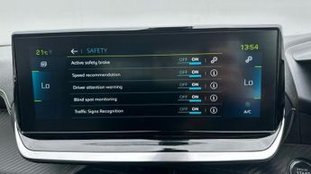 Peugeot E-2008 50kWh GT Premium SUV 5dr Electric Auto (136 ps)