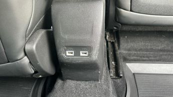 Peugeot E-2008 50kWh GT Premium SUV 5dr Electric Auto (136 ps)
