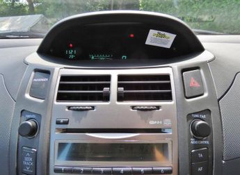 Toyota Yaris 1.33 Dual VVT-i TR Hatchback 5dr Petrol MultiMode Euro 4 (s/s) (