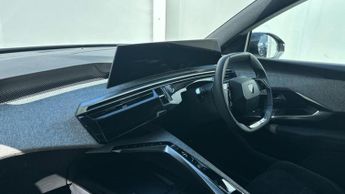 Peugeot E-3008 73kWh GT SUV 5dr Electric Auto (210 ps)