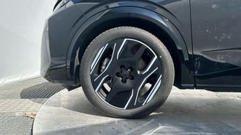 Peugeot E-3008 73kWh GT SUV 5dr Electric Auto (210 ps)