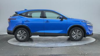 Nissan Qashqai 1.3 DIG-T MHEV Acenta Premium SUV 5dr Petrol Hybrid XTRON Euro 6