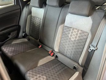 Volkswagen TAIGO 1.0 TSI 110 R-Line 5dr DSG