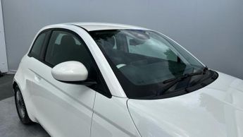 Fiat 500e 42kWh Hatchback 3dr Electric Auto (118 ps)