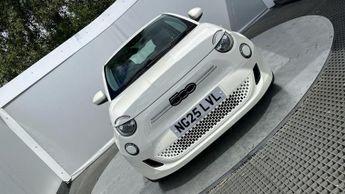 Fiat 500e 42kWh Hatchback 3dr Electric Auto (118 ps)