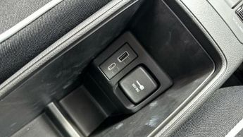 Fiat 500e 42kWh Hatchback 3dr Electric Auto (118 ps)