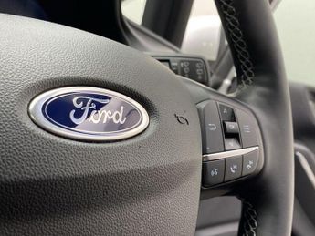 Ford FIESTA 1.0 EcoBoost Hbd mHEV 125 Titanium Vignal 5dr Auto