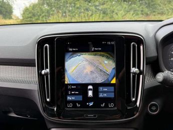 Volvo XC40 1.5h T5 Twin Engine Recharge 10.7kWh R-Design Pro Auto Euro 6 (s