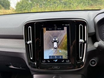 Volvo XC40 1.5h T5 Twin Engine Recharge 10.7kWh R-Design Pro Auto Euro 6 (s