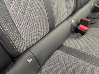 Peugeot 208 100kW Allure 50kWh 5dr Auto