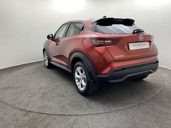 Nissan JUKE 1.0 DiG-T 114 N-Connecta 5dr DCT