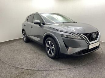Nissan Qashqai 1.3 DiG-T MH 158 N-Connecta [Glass Rf] 5dr Xtronic