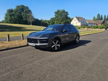 Porsche Cayenne 3.0 V6 E-Hybrid 25.9kWh TiptronicS 4WD Euro 6 (s/s) 5dr
