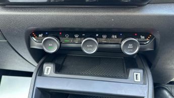 Citroen e-C4 50kWh C-Series Edition Hatchback 5dr Electric Auto (7.4kW Charge