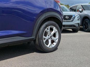 Nissan Juke 1.0 DIG-T N-Connecta SUV 5dr Petrol DCT Auto Euro 6 (s/s) (114 p