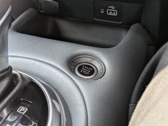 Nissan Juke 1.0 DIG-T N-Connecta SUV 5dr Petrol DCT Auto Euro 6 (s/s) (114 p