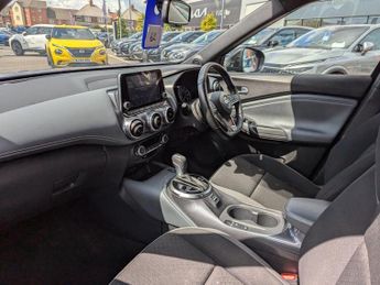 Nissan Juke 1.0 DIG-T N-Connecta SUV 5dr Petrol DCT Auto Euro 6 (s/s) (114 p