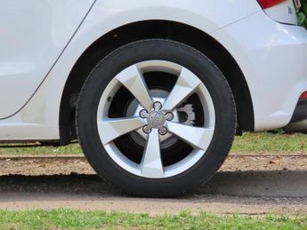 Audi A1 1.4 TFSI Sport Sportback 5dr Petrol S Tronic Euro 6 (s/s) (125 p