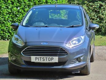 Ford Fiesta 1.6 Zetec Hatchback 5dr Petrol Powershift Euro 5 (105 ps)