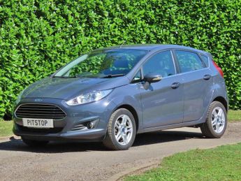 Ford Fiesta 1.6 Zetec Hatchback 5dr Petrol Powershift Euro 5 (105 ps)