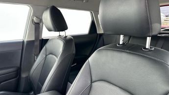 Kia Soul 64kWh First Edition SUV 5dr Electric Auto (201 bhp)