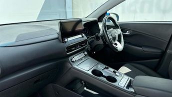 Hyundai KONA 64kWh Premium SUV 5dr Electric Auto (10.5kW Charger) (204 ps)