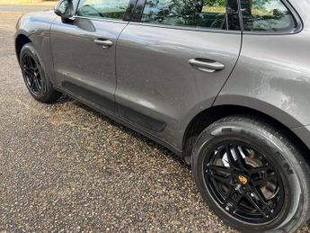 Porsche Macan 3.0 V6 S PDK 4WD Euro 6 (s/s) 5dr