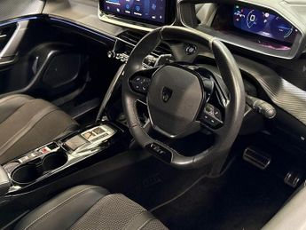 Peugeot 2008 1.2 Hybrid 136 GT 5dr e-DSC6