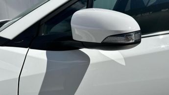 Toyota C-HR 1.8 VVT-h GPF Design SUV 5dr Petrol Hybrid CVT Euro 6 (s/s) (122