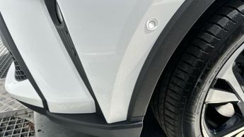 Toyota C-HR 1.8 VVT-h GPF Design SUV 5dr Petrol Hybrid CVT Euro 6 (s/s) (122