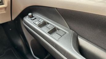 Suzuki Swift 1.2 MHEV Ultra Hatchback 5dr Petrol Hybrid CVT Euro 6 (s/s) (82 