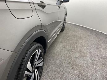 Volkswagen T-Cross R-Line Tsi S-A