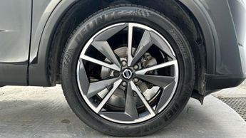 Nissan Qashqai 1.3 DIG-T MHEV Tekna SUV 5dr Petrol Hybrid XTRON Euro 6 (s/s) (1
