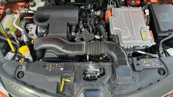 Renault Clio 1.6 E-TECH techno Hatchback 5dr Petrol Hybrid Auto Euro 6 (s/s) 