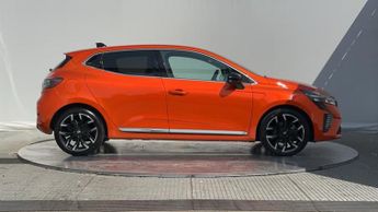 Renault Clio 1.6 E-TECH techno Hatchback 5dr Petrol Hybrid Auto Euro 6 (s/s) 
