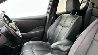 Nissan Leaf 39kWh Tekna Hatchback 5dr Electric Auto (150 ps)