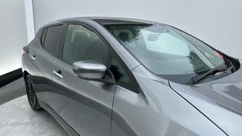 Nissan Leaf 39kWh Tekna Hatchback 5dr Electric Auto (150 ps)