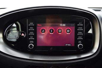 Toyota Aygo X 1.0 VVT-i Pure Hatchback 5dr Petrol x-shift Euro 6 (s/s) (72 ps)