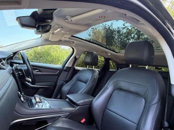 Jaguar F-PACE 2.0 D200 MHEV S Auto AWD Euro 6 (s/s) 5dr