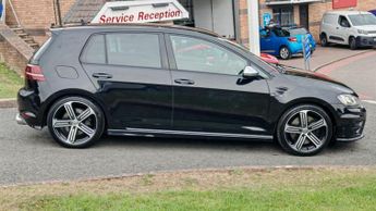 Volkswagen Golf 2.0 TSI BlueMotion Tech R Hatchback 5dr Petrol DSG 4Motion Euro 