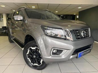 Nissan Navara 2.3 dCi Tekna Pickup Double Cab 4dr Diesel Manual 4WD